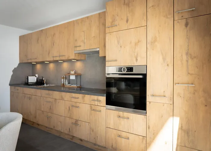 Апартаменты Hidden Retreats The Balmhorn *